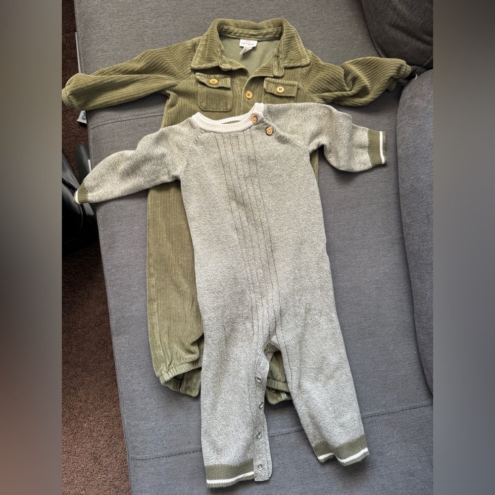 Cat & Jack Kids One Piece in Green and Gray Set of 2